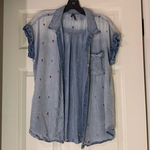 Light Blue Button Short Sleeve Shirt